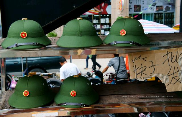 越南士兵头盔图片