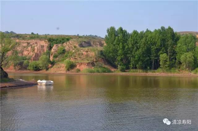 1,遊船賞景馳騁湖上樂園龍棲湖度假村遊玩攻略將此鏈接轉發朋友圈即可