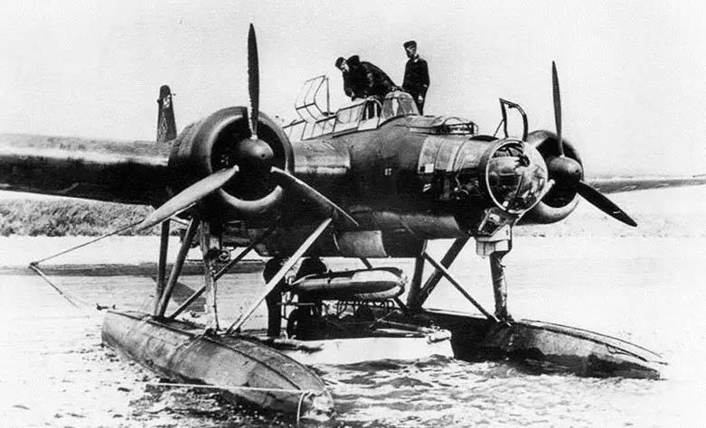 ar196(水上侦察机)ju52 (运输机)第三帝国的空军bmw 132开始大量装备