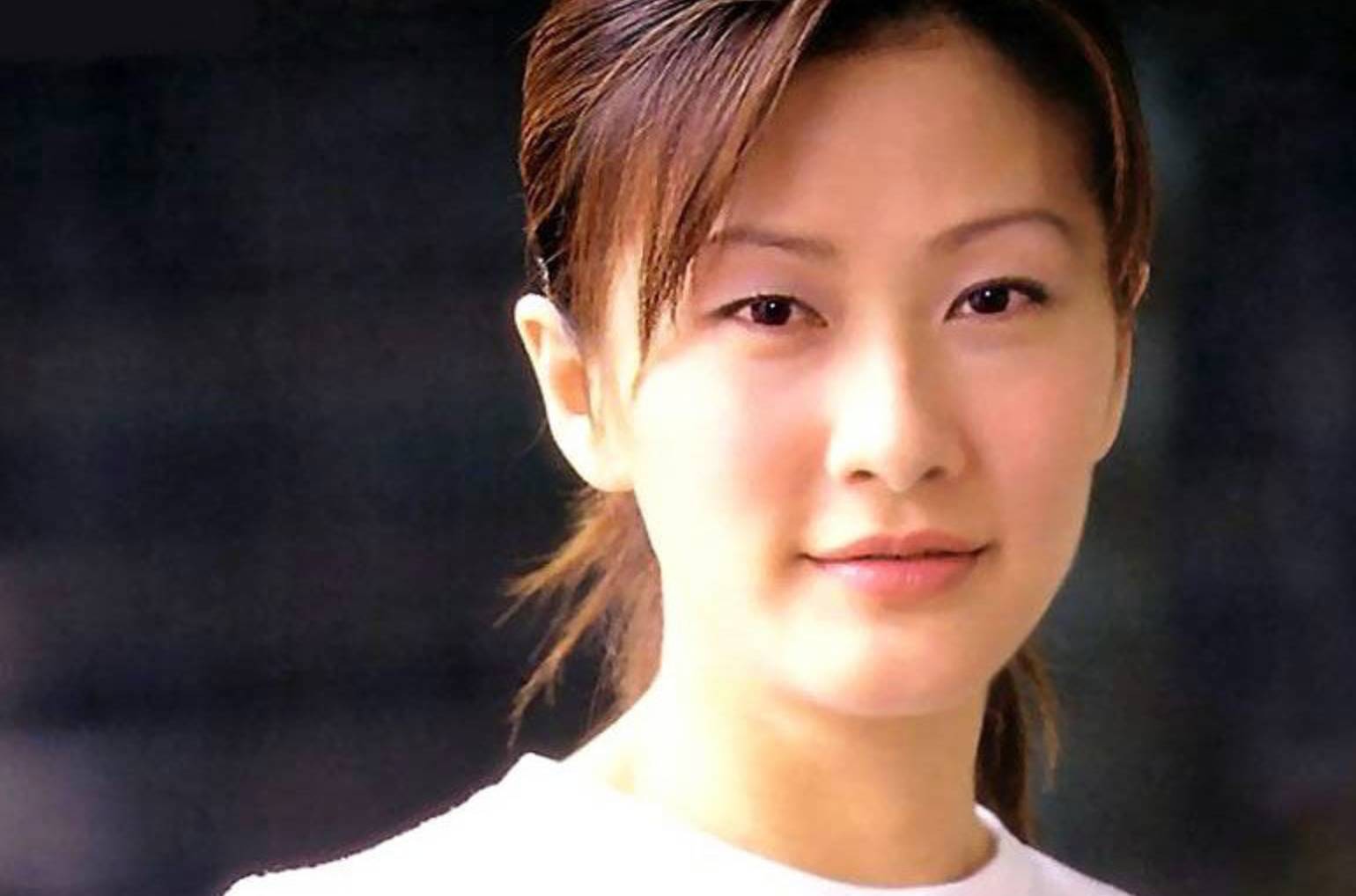 她是香港版的"安迪,最有演技的ol,初婚劳燕分飞