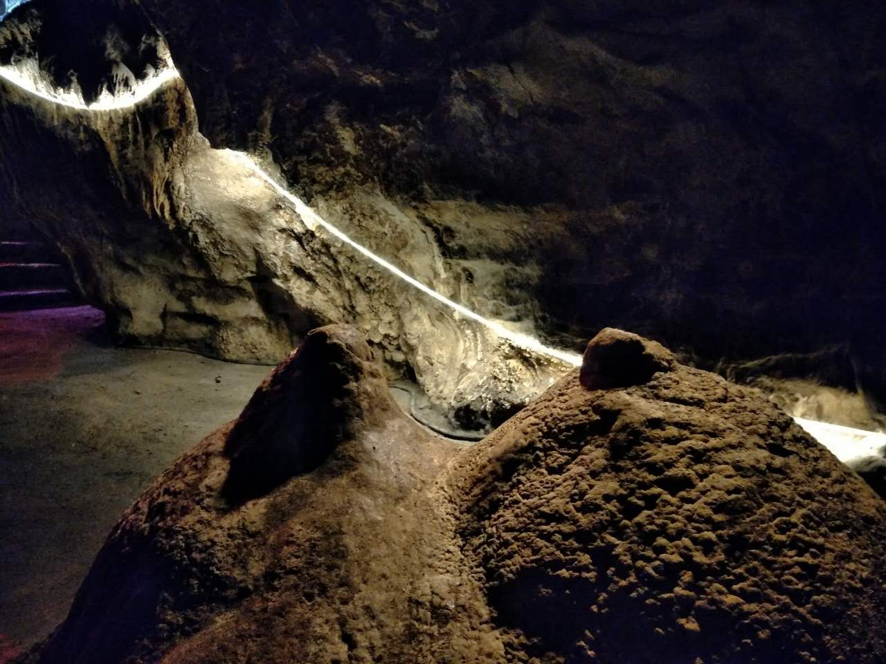 带你感受六枝最美的溶洞多凌洞溶洞之旅是一生必去的地方