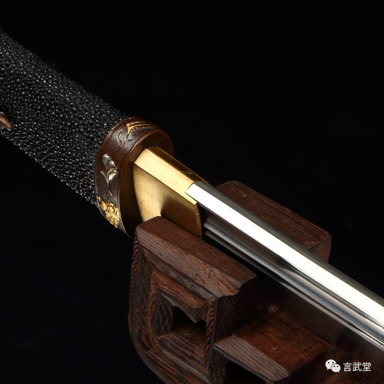 揭秘日本刀剑地肌纹是如何锻造而来的?