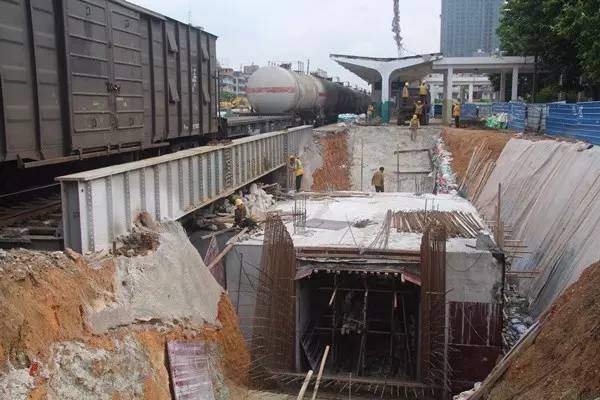 黎湛铁路电气化改造陆川站改造工程最新进展:现土建部分已完成近70%