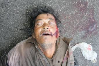 文山砚山境内1男子在广昆高速路被撞身亡,尸体1星期无人认领