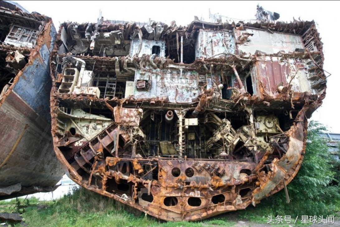 二战沉船残骸图片