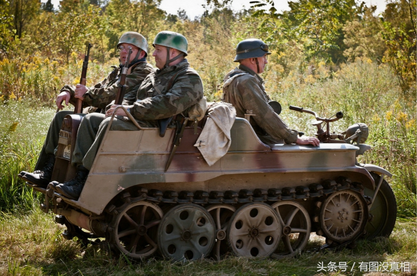 二戰奇葩武器裝備:生產7400輛,德軍的履帶式特種摩托車