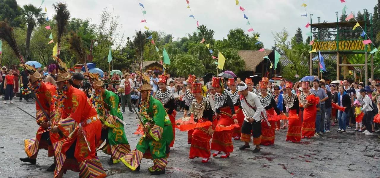 云南民族村景颇族最盛大传统节日目瑙纵歌节本周五激情来袭